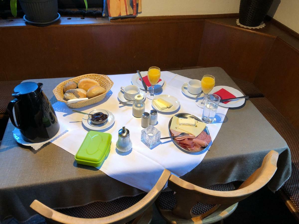 Zum Waldfrieden Hotel Neuhof  Bagian luar foto